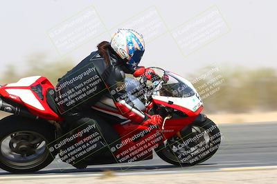 media/Mar-28-2022-Superbike Trackdays (Mon) [[b8603d0f67]]/Open Track Time/Turn 3 Inside/